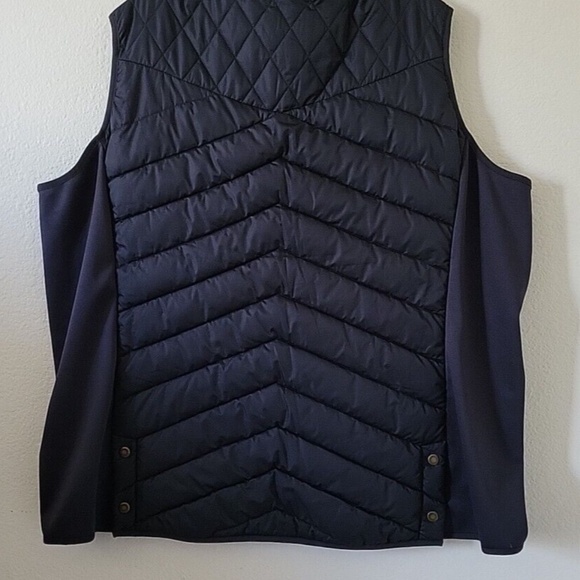 Barbour Cavalry Quilted Stretch Gilet Vest in Dark Navy - Picture 6 of 9